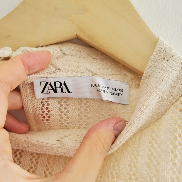 Embroidered lace sweater - Picture 4 of 5